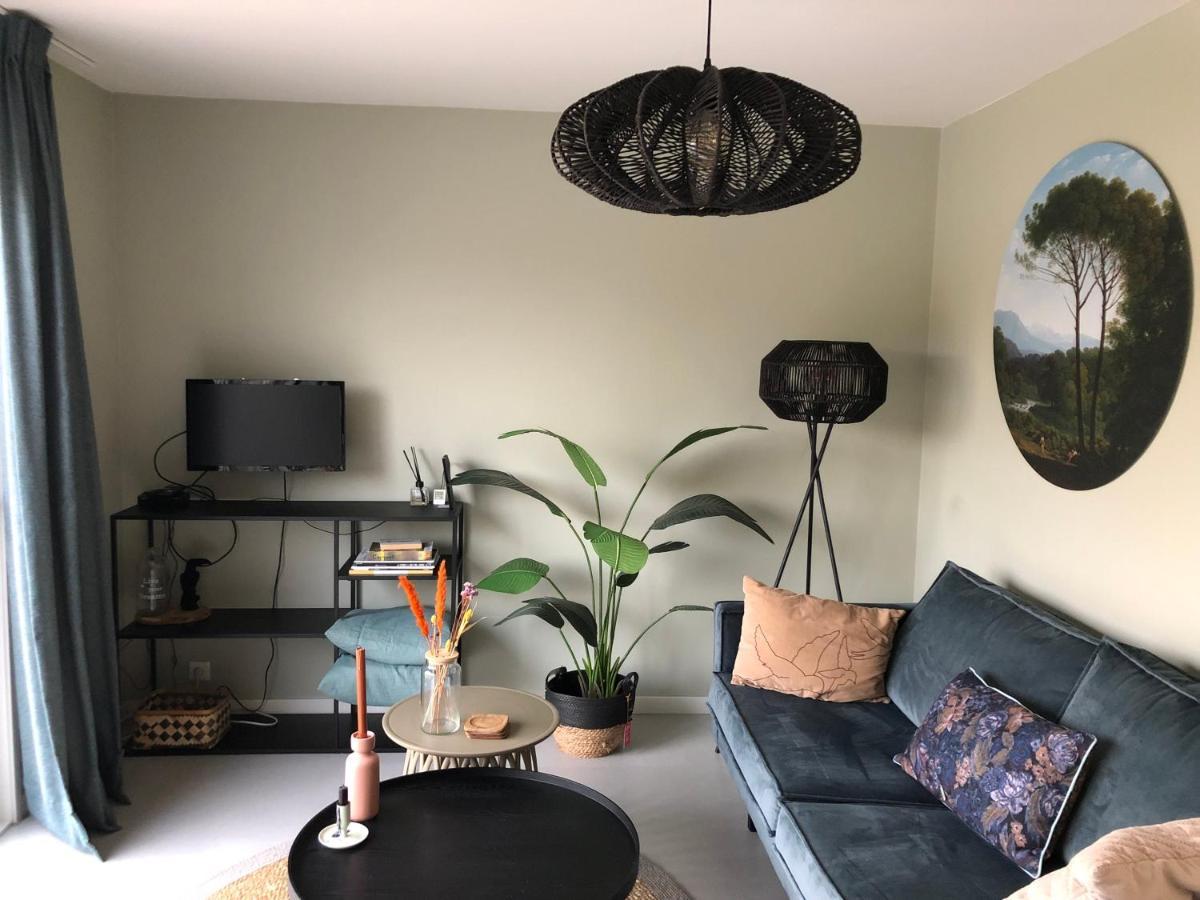 B&B Snurk Stiens, Fijn Verblijf Aan Open Vaarwater المظهر الخارجي الصورة