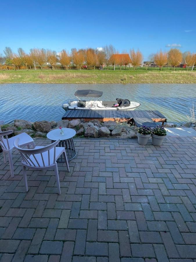 B&B Snurk Stiens, Fijn Verblijf Aan Open Vaarwater المظهر الخارجي الصورة